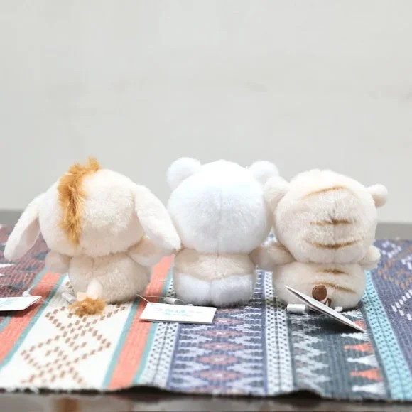 Japan Disney Urupocha-Chan White Pooh Series Tigger Eeyore Pooh Set US Seller - Picture 4 of 4